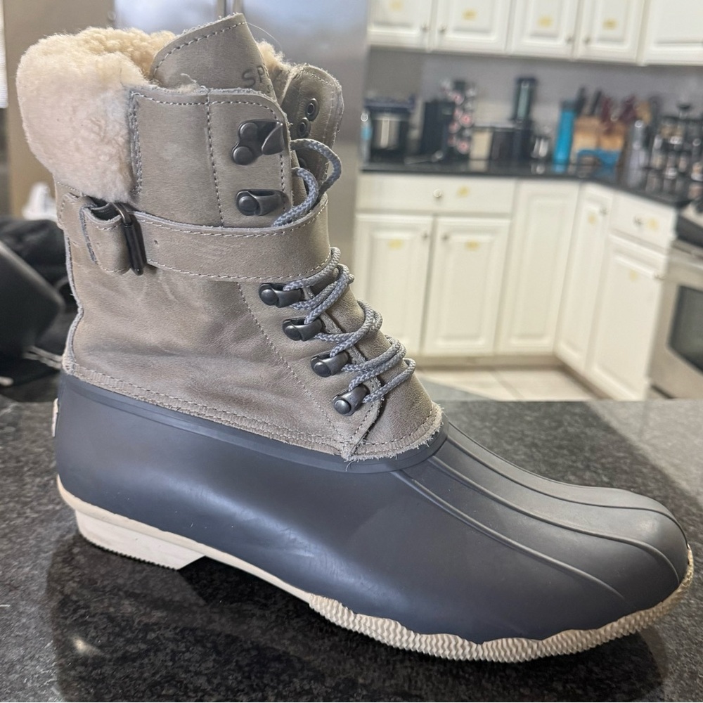 Sperry Gray and Cream Winter Duck Boots
